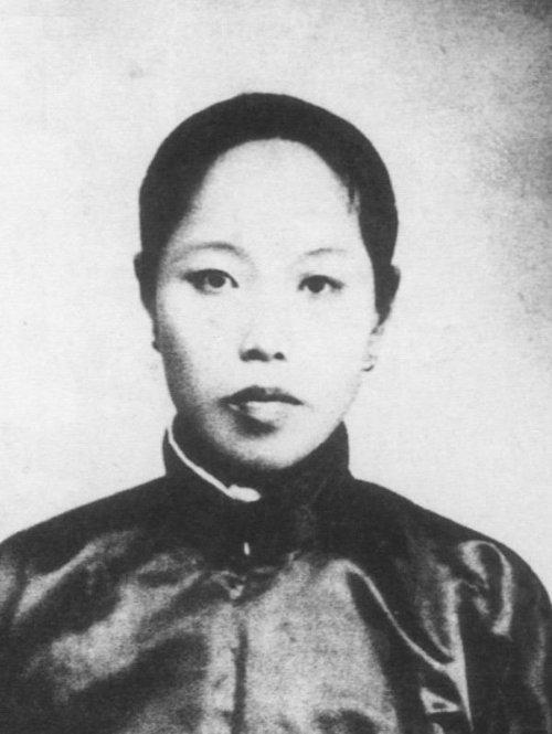 赵本山大女儿婚礼:赵本山旗下十大美女:沙溢结