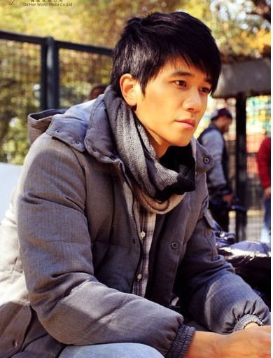 文章的个人资料身高 关于文章的个人资料