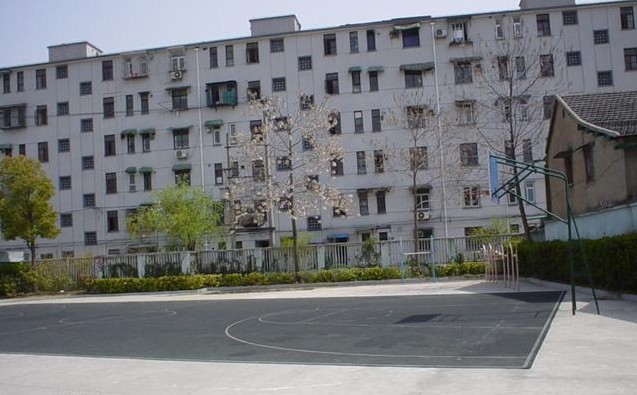 深圳龙华中学