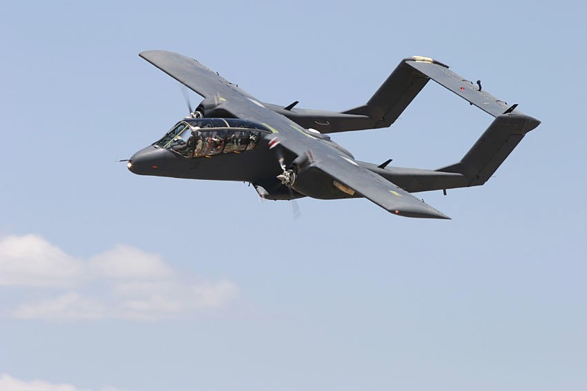 美国ov10野马轻型攻击侦察机