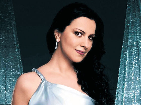 安琪拉·乔治乌